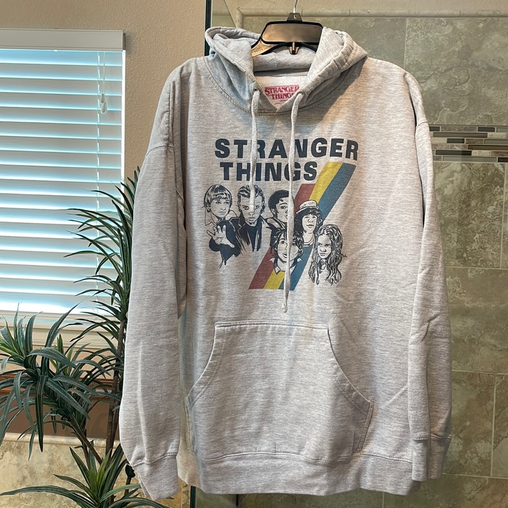 Stranger Things Sweatshirt, XL